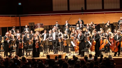 İzmir Devlet Senfoni Orkestrası, Beethoven ve Çaykovski ile sezonu coşkuyla açtı