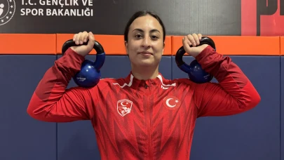 Zonguldak’ın gururu: 17 yaşındaki milli güreşçi Balkanlar’da