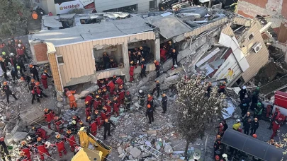 Gebze'de bina çöktü: İki çocuk hayatını kaybetti, kurtarma çalışmaları sürüyor