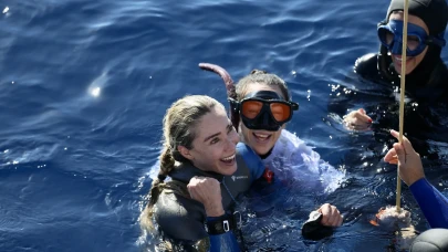 Şahika Ercümen, Gazze için tarihi dalışla dünya rekorunu kırdı