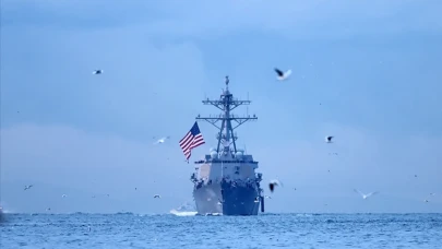 Karayipler'de askeri varlığını artıran ABD, Trinidad ve Tobago'ya savaş gemisi gönderdi