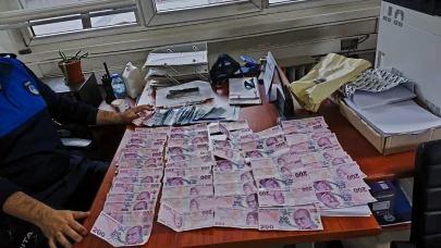 Camide dilencilik dilencilik yapan kadından 12 bin 200 TL çıktı