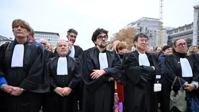 Brüksel'de yargı mensuplarından güçlü mesaj: "Adalete İhtiyaç Var"