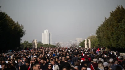 Atatürk ebediyete intikalinin 87. yılında Anıtkabir’de yüz binlerce vatandaşla anıldı