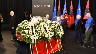 Eski Başbakan Fatos Nano devlet töreniyle son yolculuğuna uğurlandı