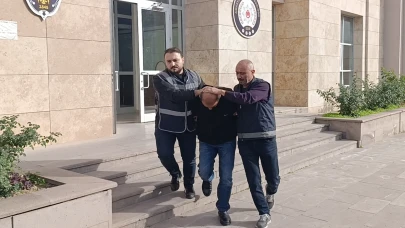8 ay önce evinde ölü bulunmuştu: Katil zanlısı akrabası çıktı