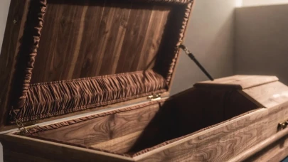 Cenaze töreninde şok: Tabuttan gelen sesle hayatta olduğu anlaşıldı