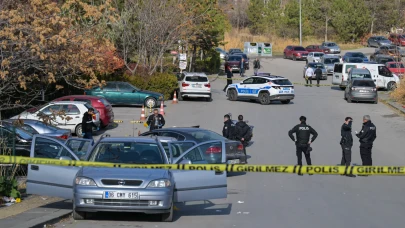 Ankara Adliyesi önünde bıçaklı kavga: 5 kişi hastaneye kaldırıldı