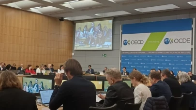 Paris'te kurumsal yönetim zirvesi: 2025 bilgi kitabı tanıtıldı