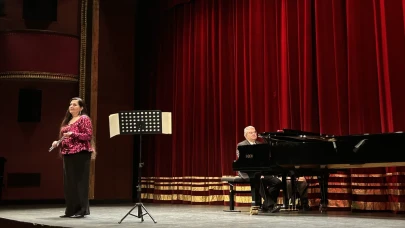 Sihirli Flüt Şefika Kutluer ile Süreyya Operası'nda büyüleyici gece