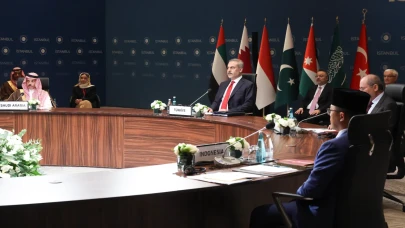 Gazze Zirvesi İstanbul'da Başladı: Müslüman ülkeler barış için bir arada