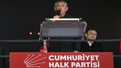 Özgür Özel: "Aileye kötülük yapmakla kahraman olunmaz"