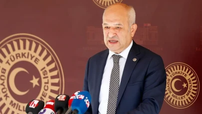 Ali Fazıl Kasap: 3-5 dakikalık muayenelerle hastalar mağdur oluyor