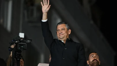 Özgür Özel’den Sert Mesaj: “Bir tarafta zulüm bir tarafta barış olmaz”