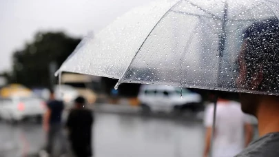 Meteoroloji'den uyarı: Bu hafta sonu Türkiye'yi bekleyen kuvvetli yağışlar ve sel riski