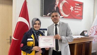 Telefonla Doğum: 112 Acil Çağrı Merkezi yönlendirdi eşi doğum yaptırdı