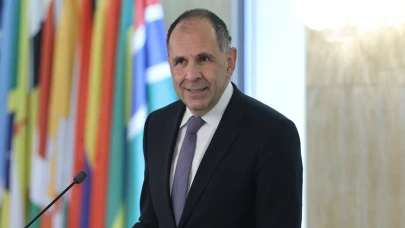 Yunanistan Dışişleri Bakanı'ndan Filistin için acil barış çağrısı