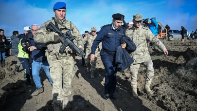 Libya Askeri Heyeti Kesikkavak'taki jet enkazında inceleme yapıyor