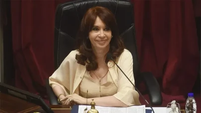 Fernandez de Kirchner'e 6 yıl hapis cezası verilmişti
