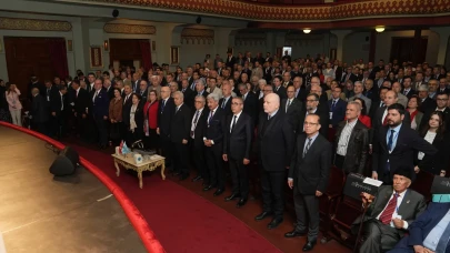 Türk Ocakları'nda 13 yıldır başkan olan Mehmet Öz yeniden genel başkan seçildi