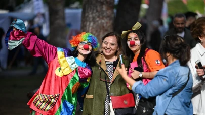Adana'da Uluslararası Portakal Çiçeği Karnavalı başladı