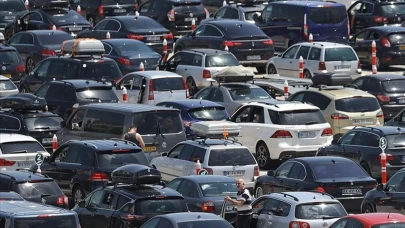 Kapıkule’de Sahte Emeklilik Belgesiyle Lüks Araç Operasyonu