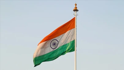 Hindistan, Pakistan'ın hava saldırıları sonucu bazı üslerinde hasar tespit edildiğini bildirdi