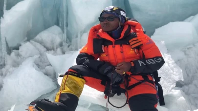 Kami Rita’dan Everest’te yeni rekor: Zirveye 31. tırmanış