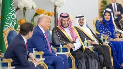 Trump Suudi Arabistan’da: 1 Trilyon Dolarlık Yatırım ve Nükleer Enerji Masada