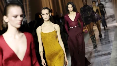 Roberto Cavalli'nin Milano Moda Haftası defilesi: Zamansız lüks ve sürdürülebilir şıklık