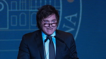 Arjantin'de tarihi seçim:Geleneksel partiler Buenos Aires'te Milei'ye boyun eğdi