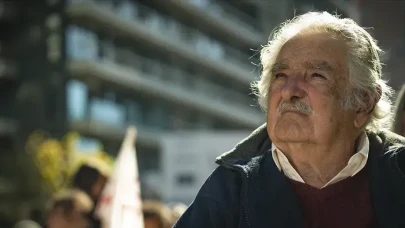 Uruguay'ın efsanevi lideri Mujica son yolculuğuna uğurlandı