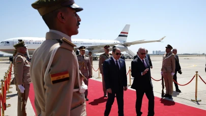 Mısır Cumhurbaşkanı Sisi, Arap Birliği Zirvesi için Bağdat'ta