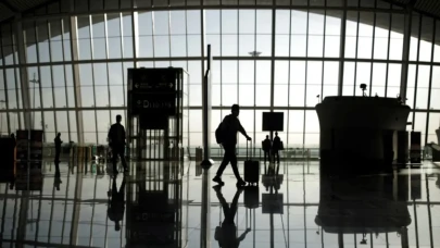 Hindistan’ın hava saldırıları sonrası Pakistan’da uçuşlar durduruldu