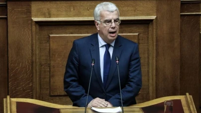 Yunan milletvekilinin evine  tüp düzenekle saldırı