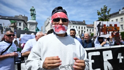 AB çalışanları ve aktivistler Brüksel’de Gazze için yürüdü