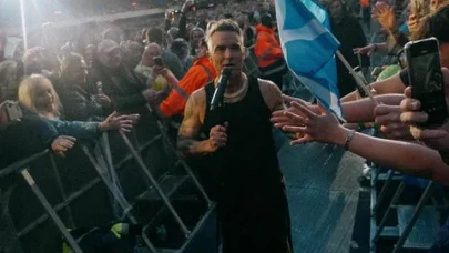 Robbie Williams, İstanbul'da unutulmaz bir konserde hayranlarıyla buluşacak