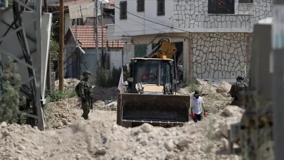 İsrail'in Tulkerim Mülteci Kampı'ndaki 104 binayı yıkım planı