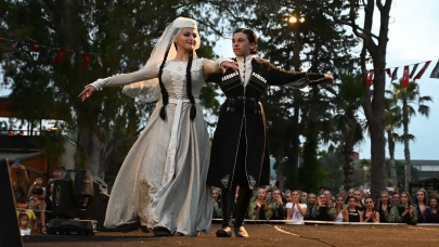 Antalya'da Güneşin Evi Festivali rüzgarı