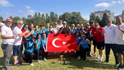 Kadın Kriket Milli Takımı, Bulgaristan’daki Uluslararası turnuvada namağlup şampiyon oldu