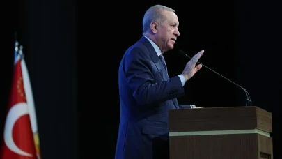 Erdoğan'dan kritik mesaj: Türkiye Yüzyılı hedefi ve ahlaki değerler mücadelesi