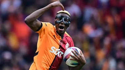 Galatasaray, Victor Osimhen'in bonservisini almak için Napoli ile anlaşma sağladı