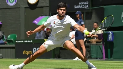 Carlos Alcaraz, Wimbledon'da finale yükseldi