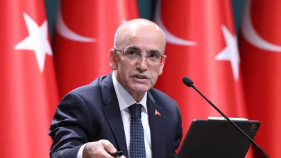 Bakan Şimşek: “Enflasyonda gerileme sürüyor, kayıt dışılıkla mücadele artacak”