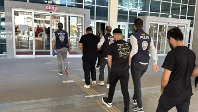 Saraçhane'de Cumhurbaşkanına hakaret ve mukavemet girişimine 42 gözaltı