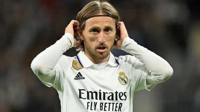 AC Milan, Hırvat futbolcu Luka Modric'i serbest transferle kadrosuna kattı