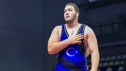 Cemal Yusuf Bakır 20 Yaş Altı Dünya Güreş Şampiyonası'nda Gümüş Madalya kazandı