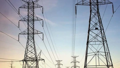 KKTC’de ana trafo patladı: Ülke genelinde elektrik kesintisi yaşanıyor