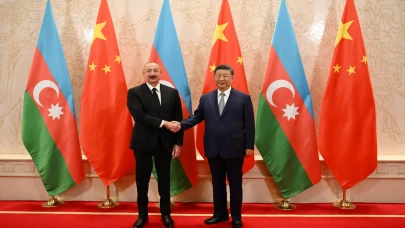 Azerbaycan Cumhurbaşkanı Aliyev Çin Devlet Başkanı Şi ile Görüştü