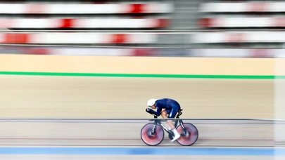 William Bjergfelt Konya’da pist bisikleti dünya rekorunu kırdı